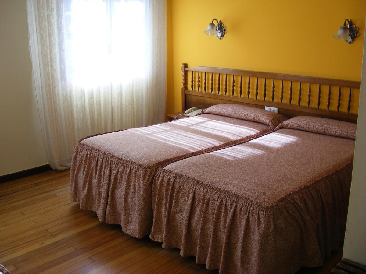 Hotel Pr Alameda Santiago de Compostela Zimmer foto